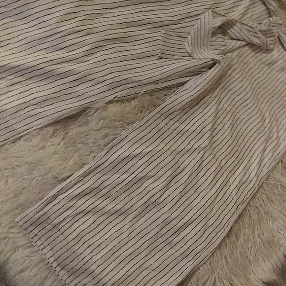 Set - Picture 3 of 3